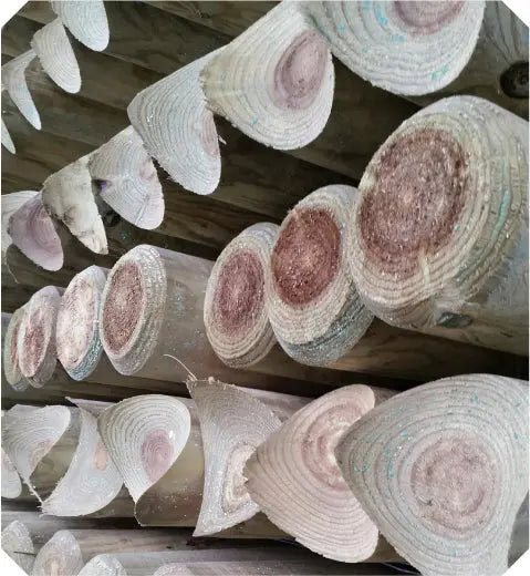 Pali in pino tondi torniti con sella HOLZ BRENZ srl