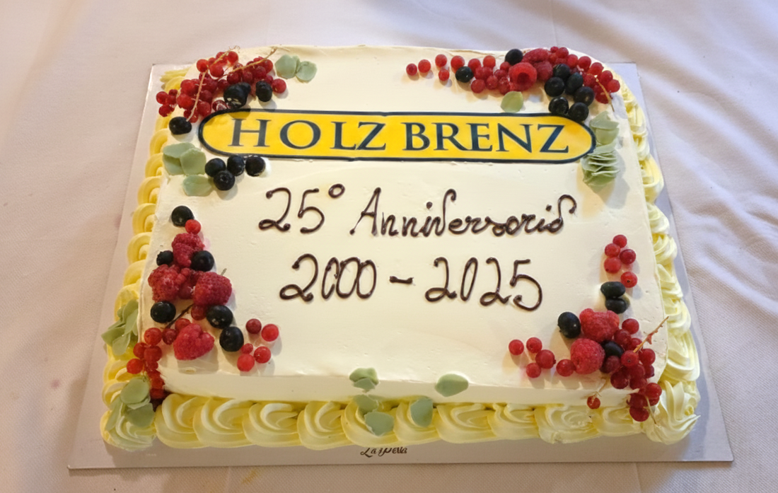 Holz Brenz festeggia 25 anni: un quarto di secolo radicato nella qualità e nel futuro.