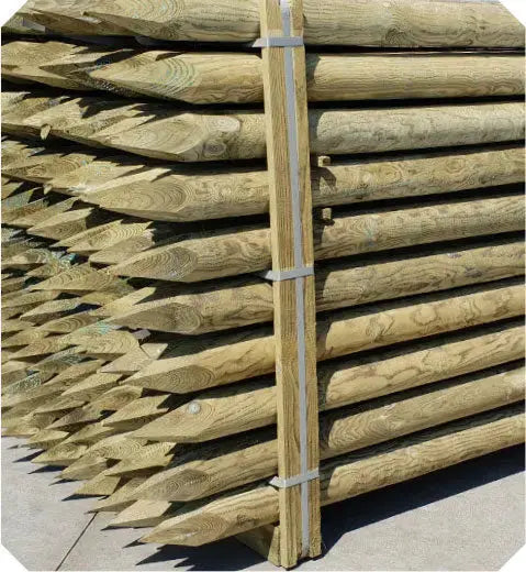 Pali in pino tondi torniti con punta HOLZ BRENZ srl